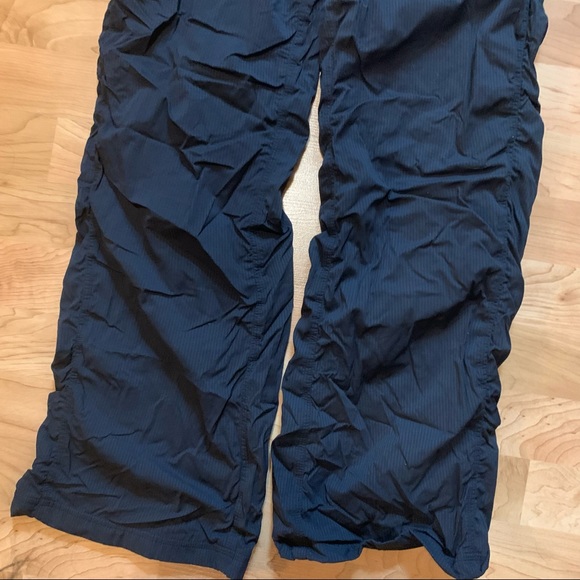 Lululemon studio pants - Picture 2 of 4